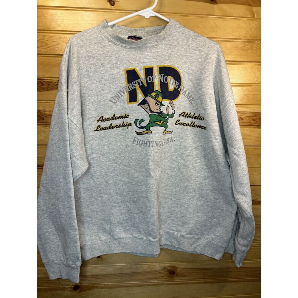 Vintage Notre Dame Savvy Trau & Loevner Fighting Irish Crewneck Gray Made in USA
